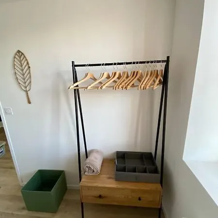 Apartment Nouveau Cosy Centre Proche Aeroport